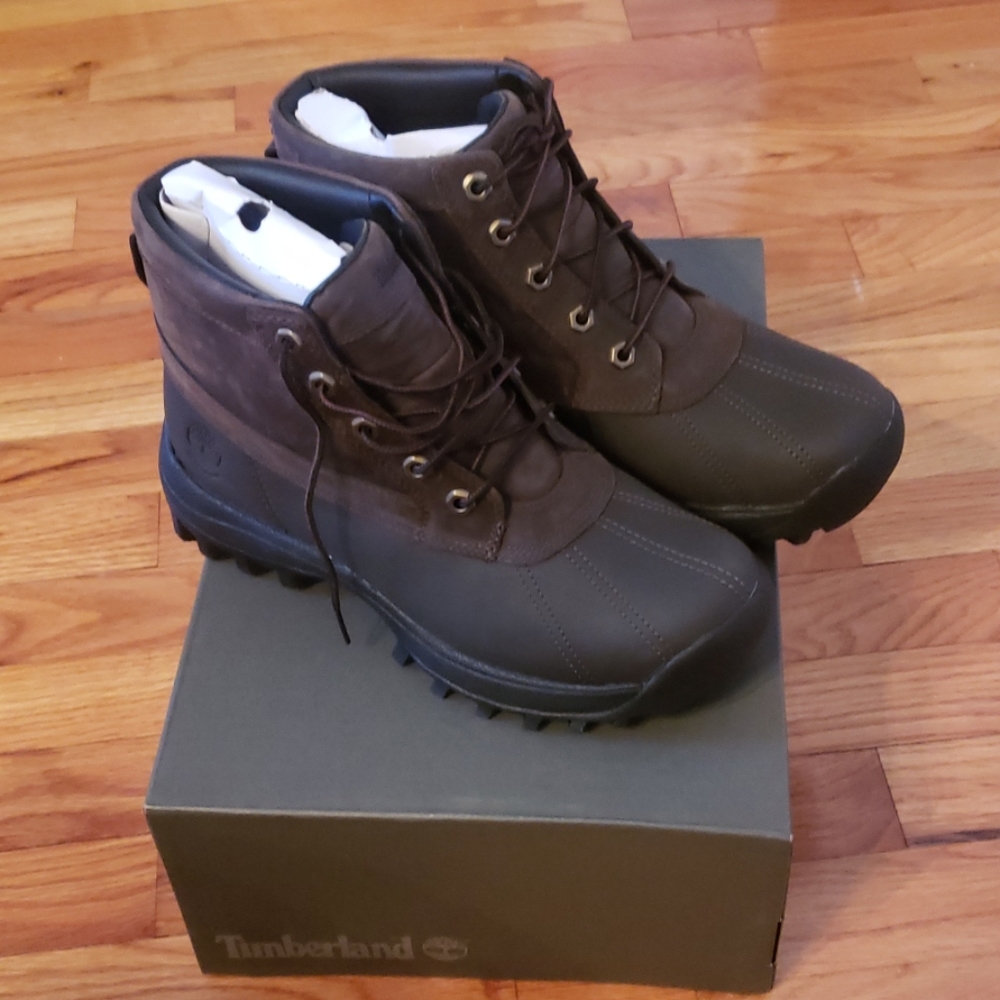 ⚡⚡Sale Brand new never worn  boots size 9